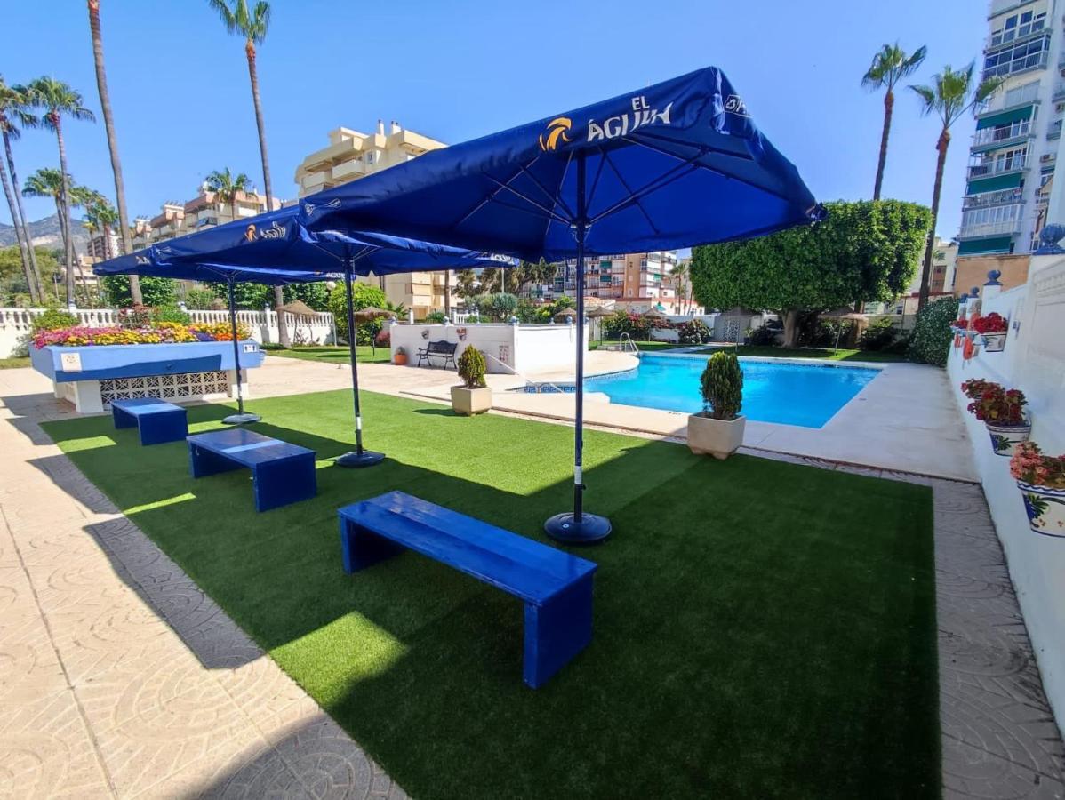 Luxury Beachfront Apartment In Benalmadena Costa المظهر الخارجي الصورة
