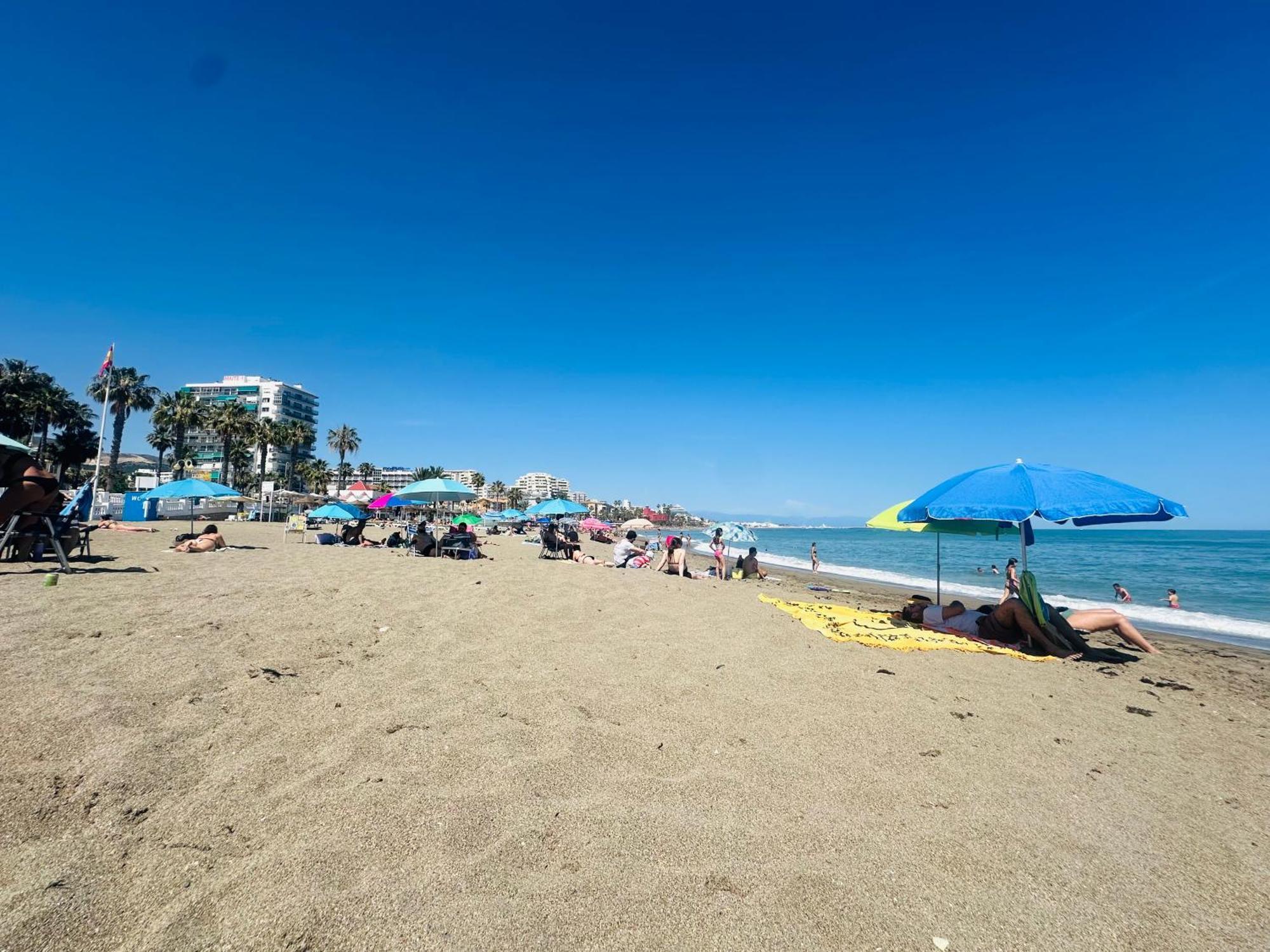 Luxury Beachfront Apartment In Benalmadena Costa المظهر الخارجي الصورة